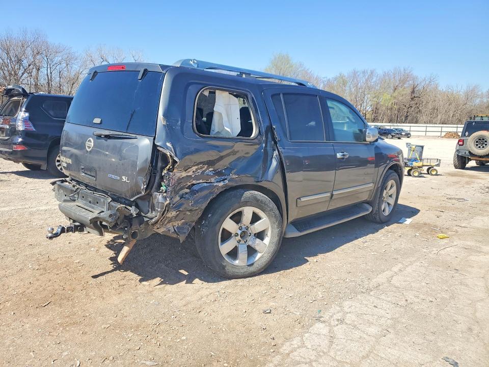 2011 Nissan Armada sv
