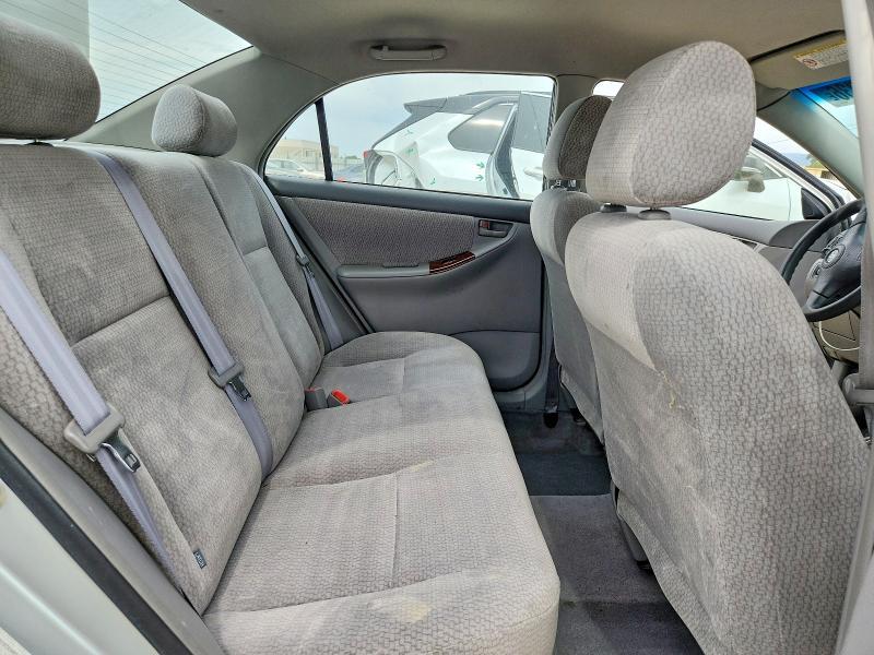 2004 Toyota Corolla le