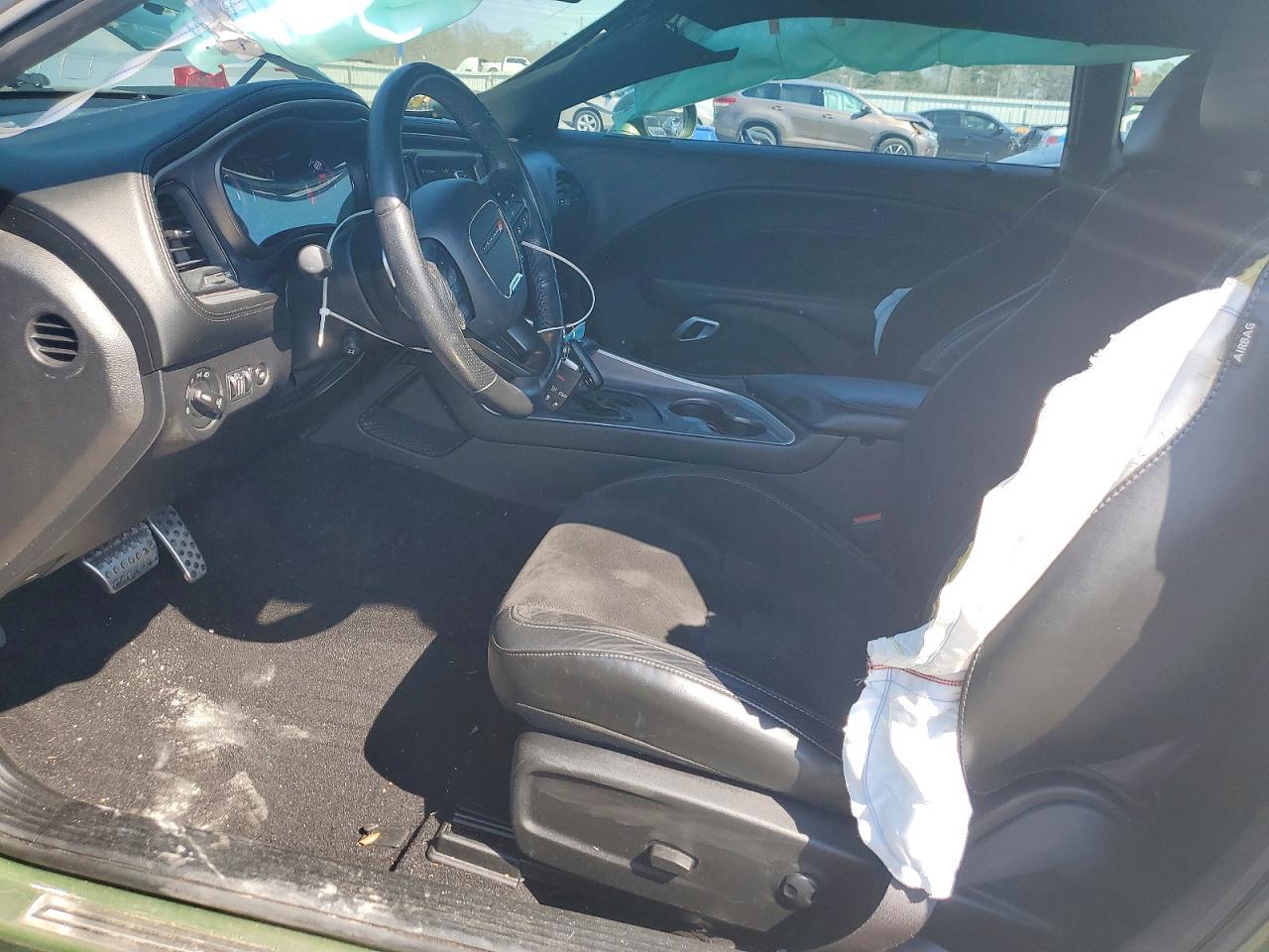 2022 Dodge Challenger gt