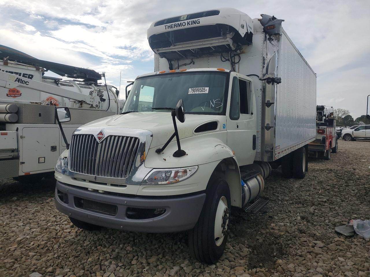 2018 International 4300 Refrigerated BOX Truck