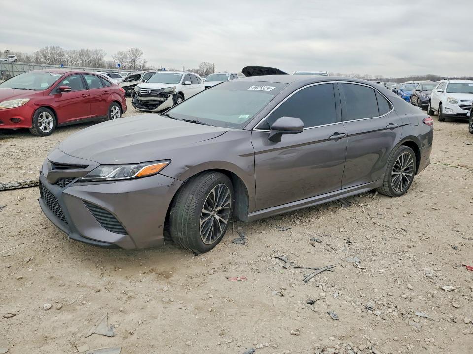 2018 Toyota Camry se