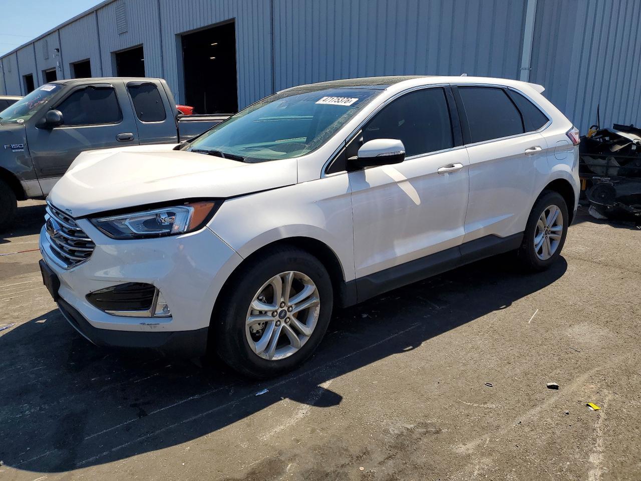 2019 Ford Edge sel