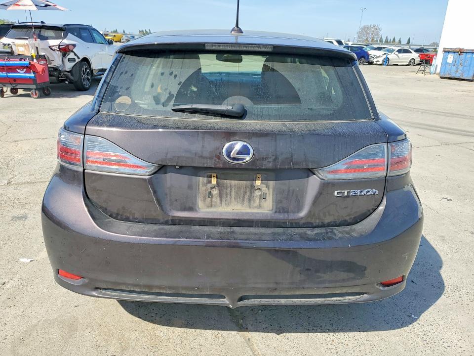 2013 Lexus Ct 200h Base