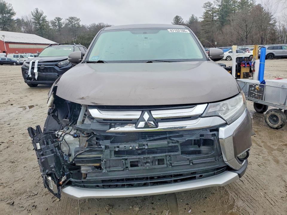 2016 Mits Outlander