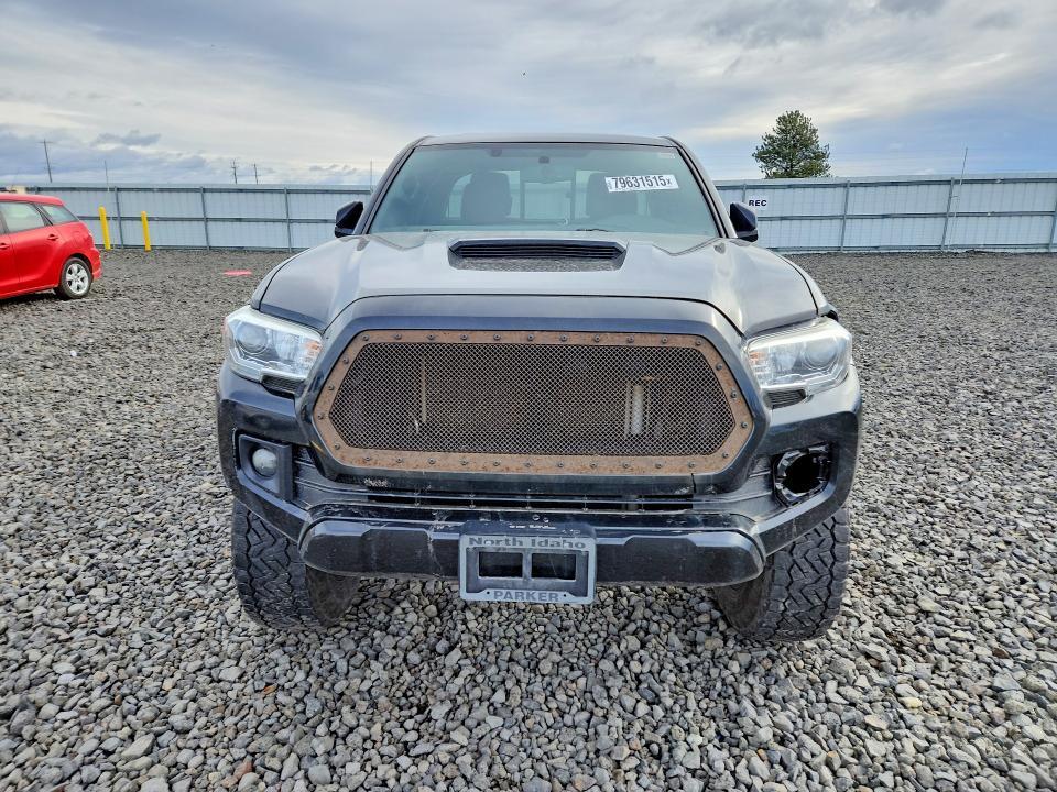2016 Toyota Tacoma TRD Sport