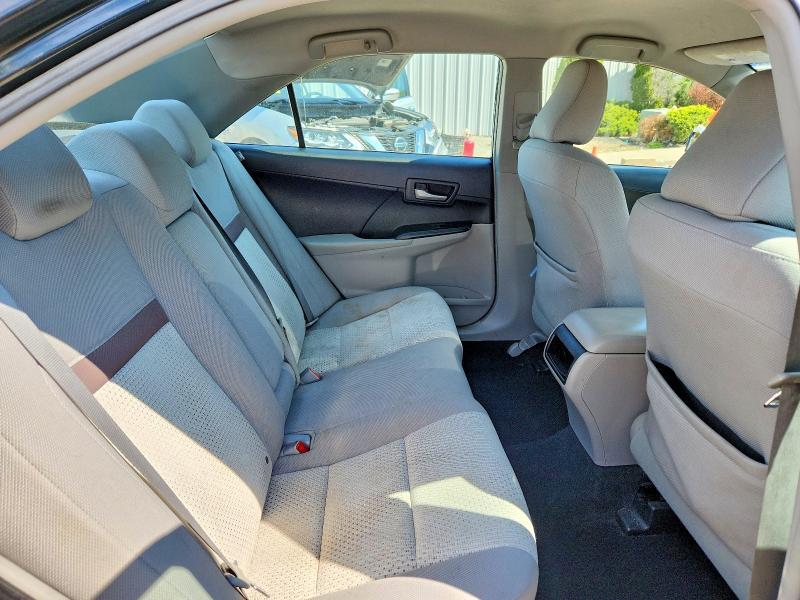 2014 Toyota Camry le