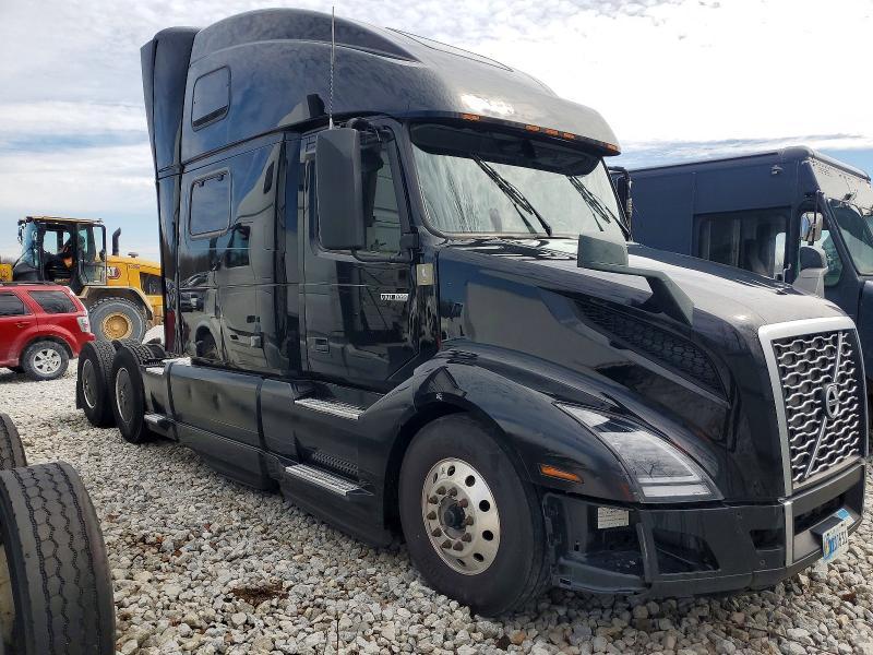 2023 Volvo VN VNL