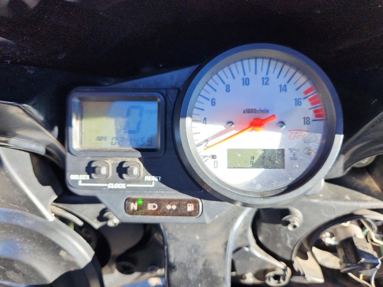 2000 Yamaha YZFR6 L