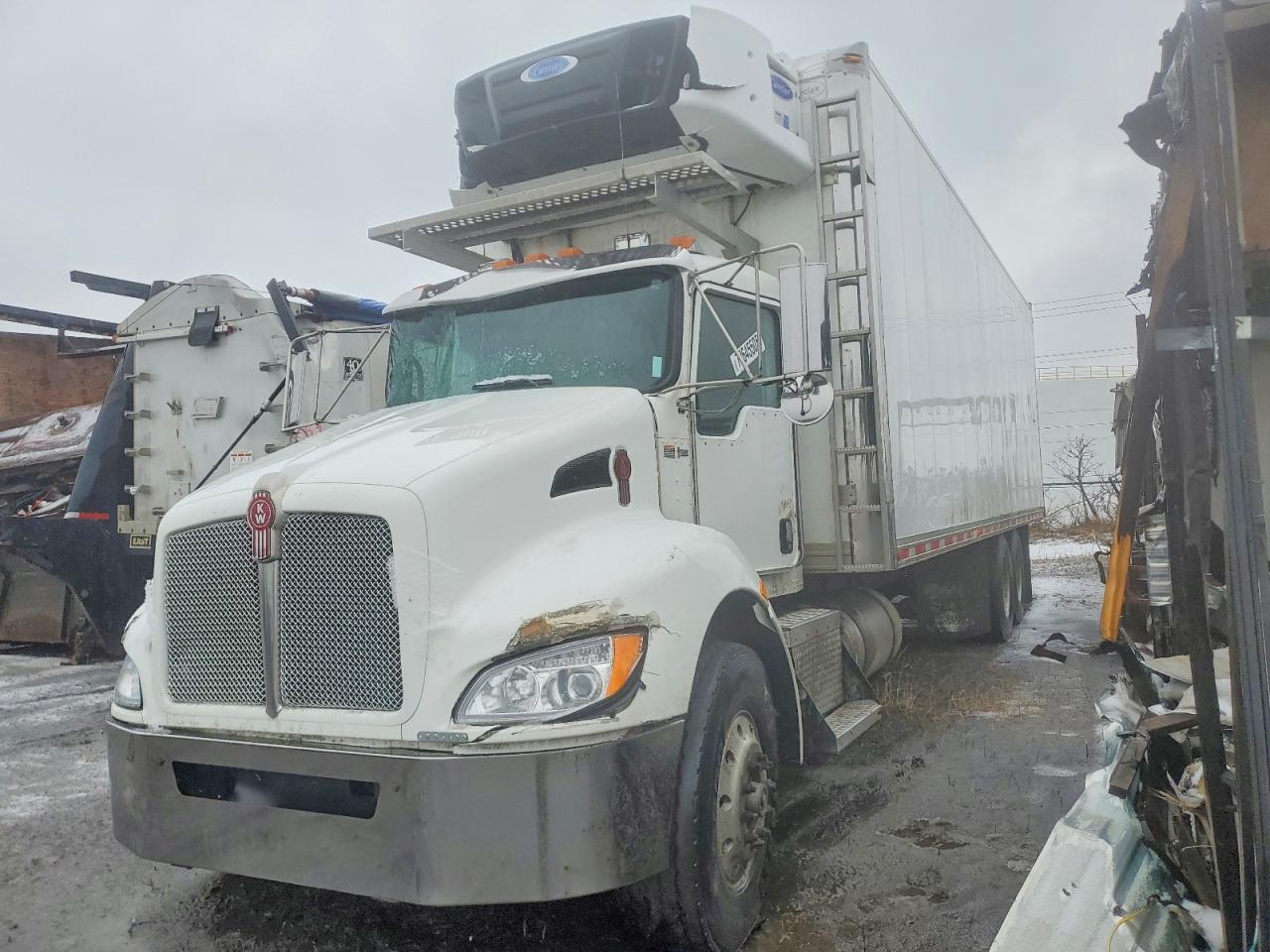 2015 Kenworth Construction T370