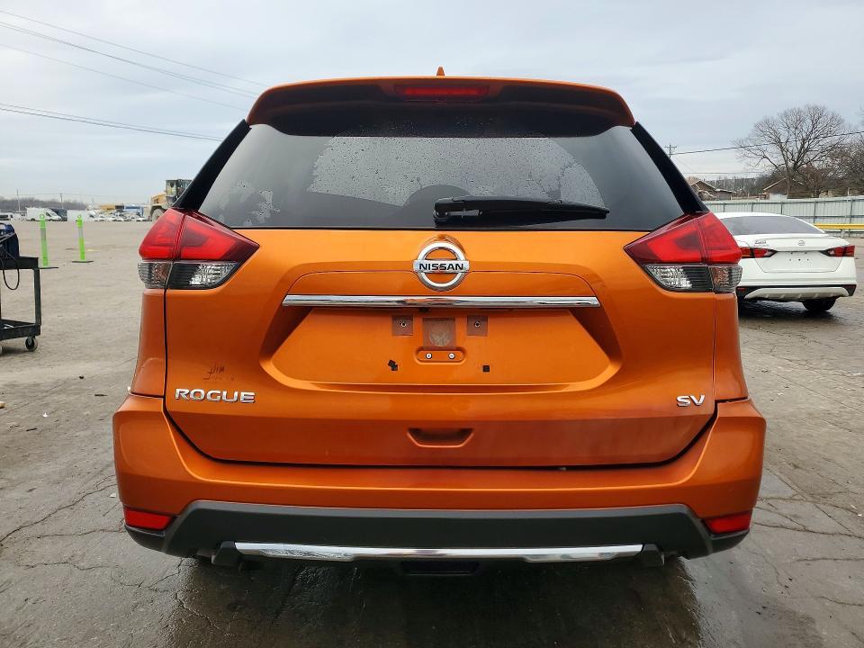 2017 Nissan Rogue sv
