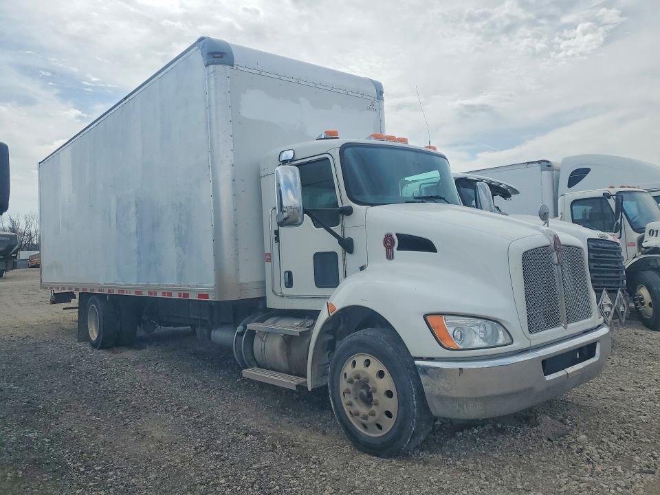 2017 Kenworth T330 BOX Truck