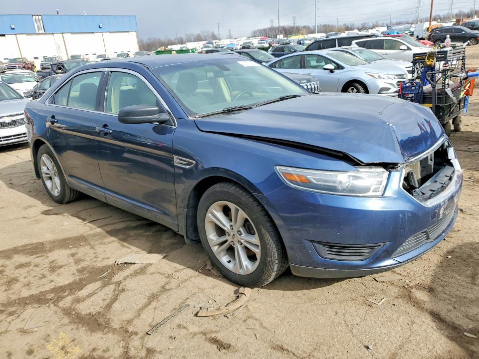2016 Ford Taurus se