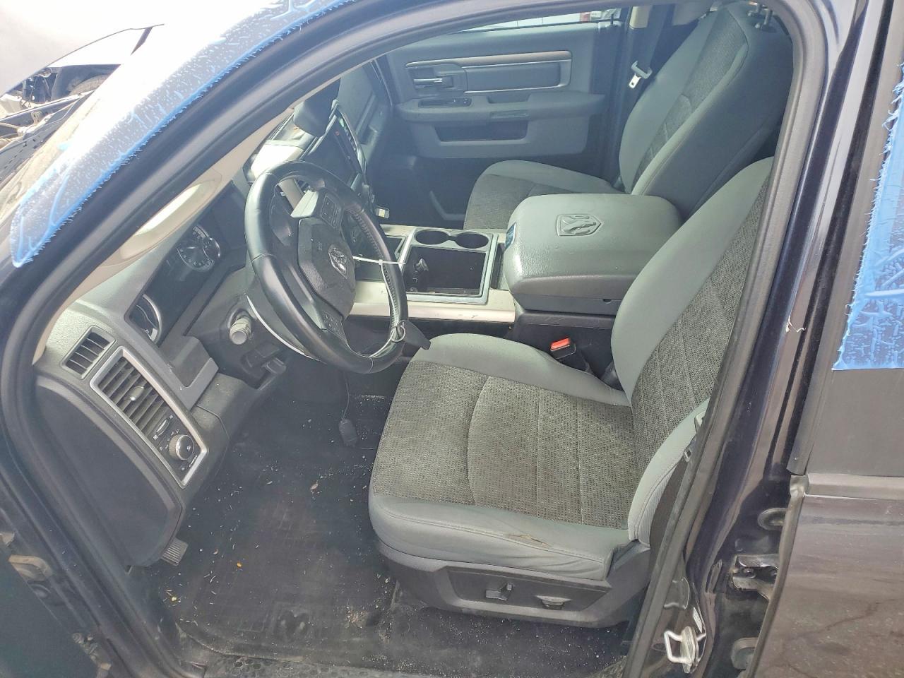 2014 Dodge Ram 1500 slt