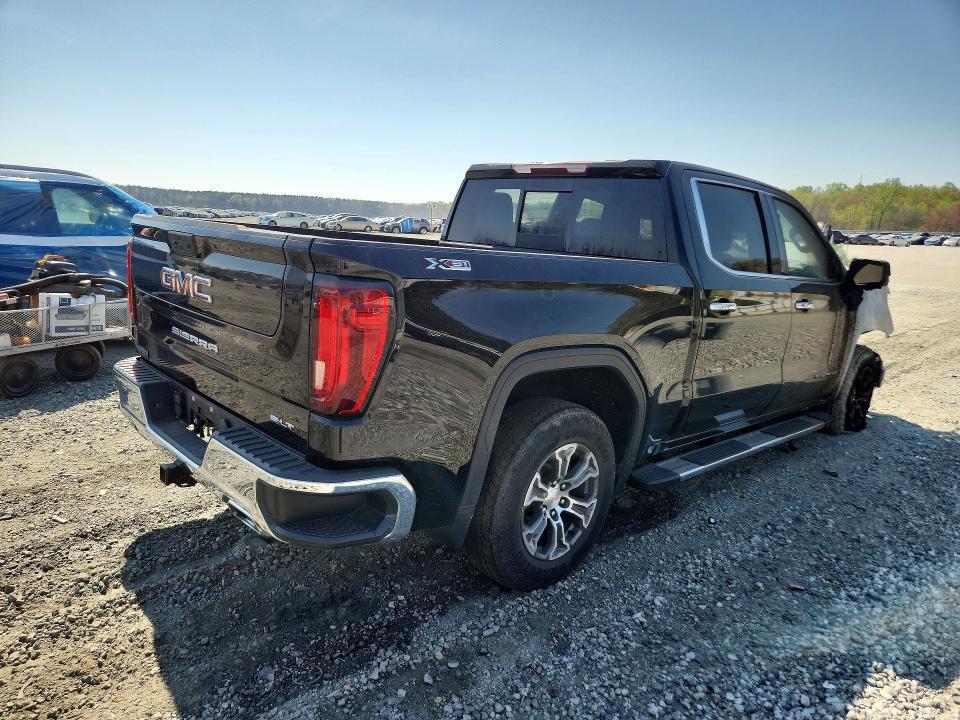 2022 GMC Sierra K1500 SLT