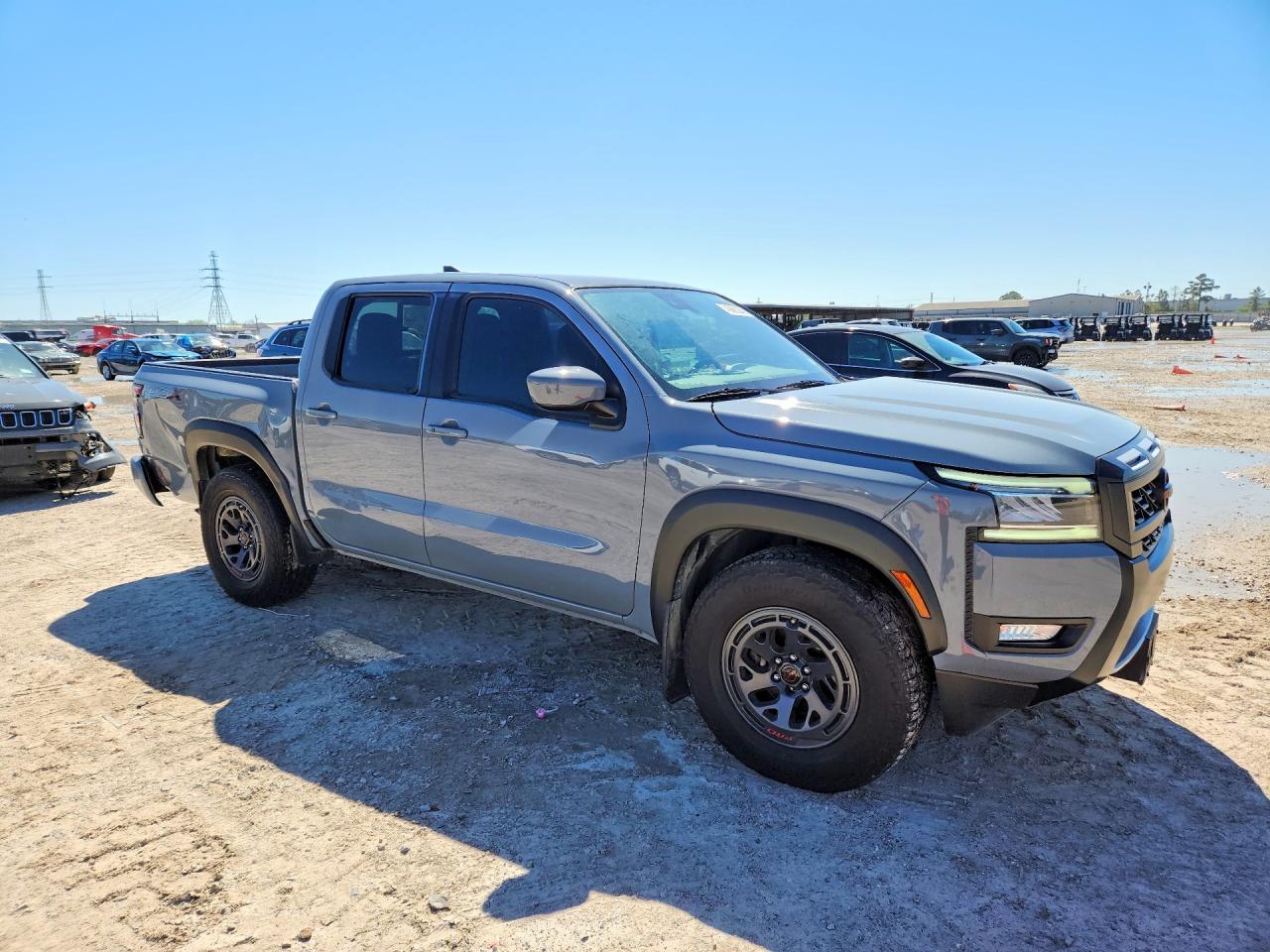 2025 Nissan Frontier PRO-X