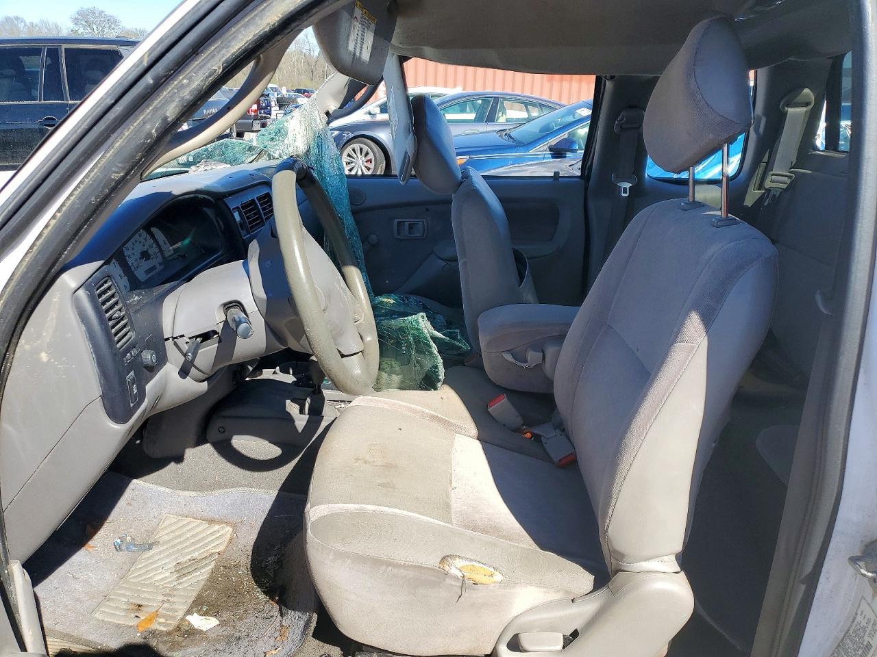 2002 Toyota Tacoma Base