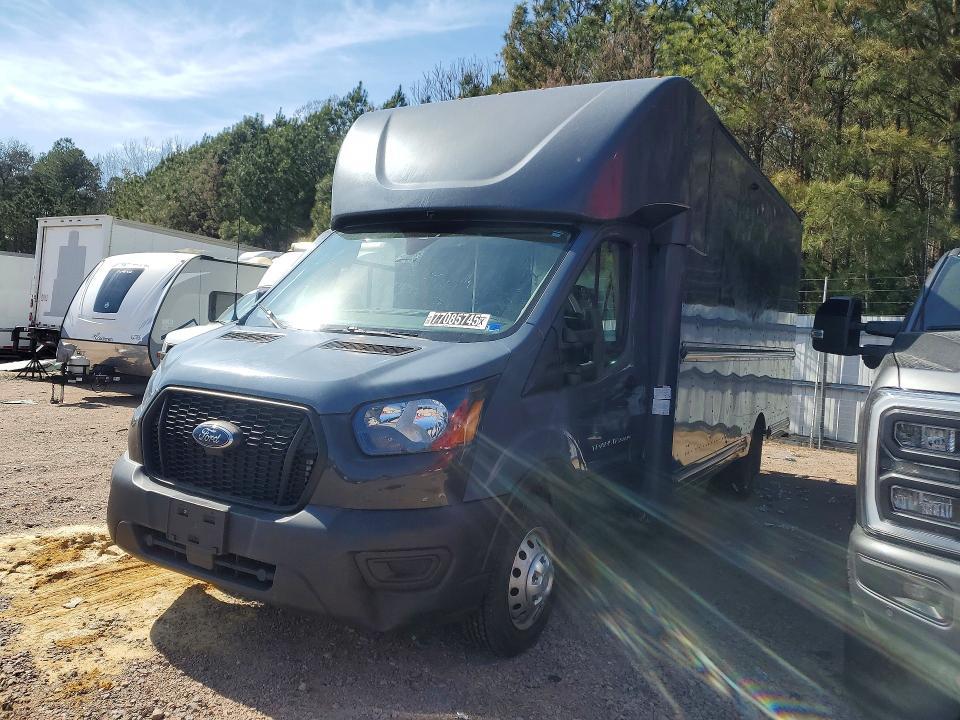 2020 Ford Transit Delivery Truck