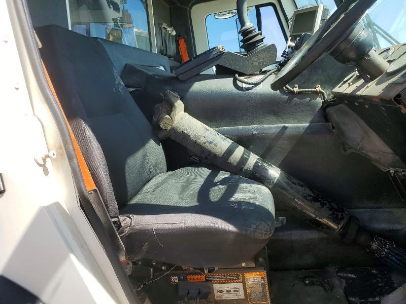 2016 Mack LEU613 Refuse Truck