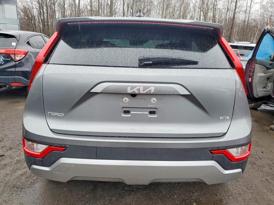 2025 KIA Niro lx