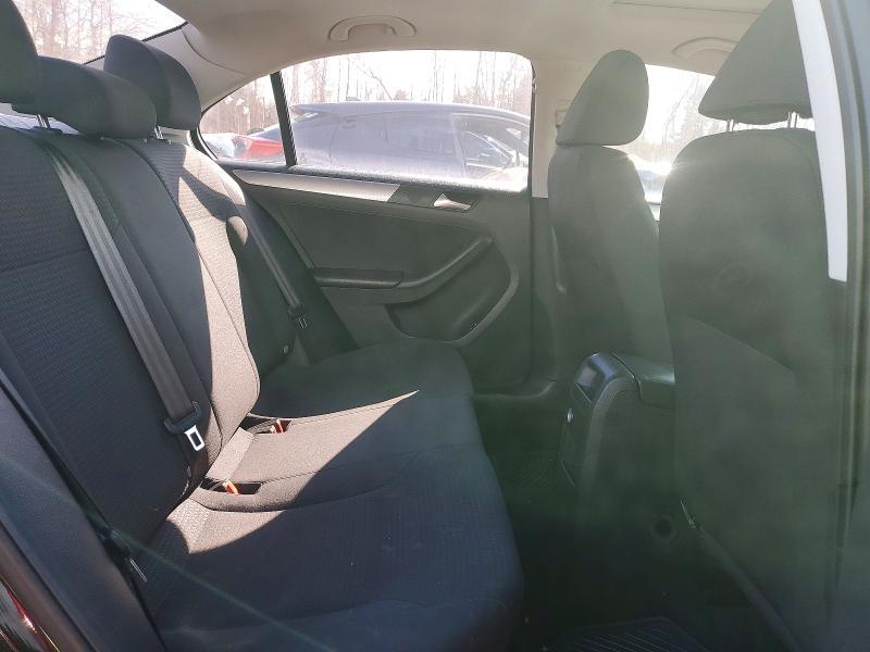 2015 Volkswagen Jetta Base