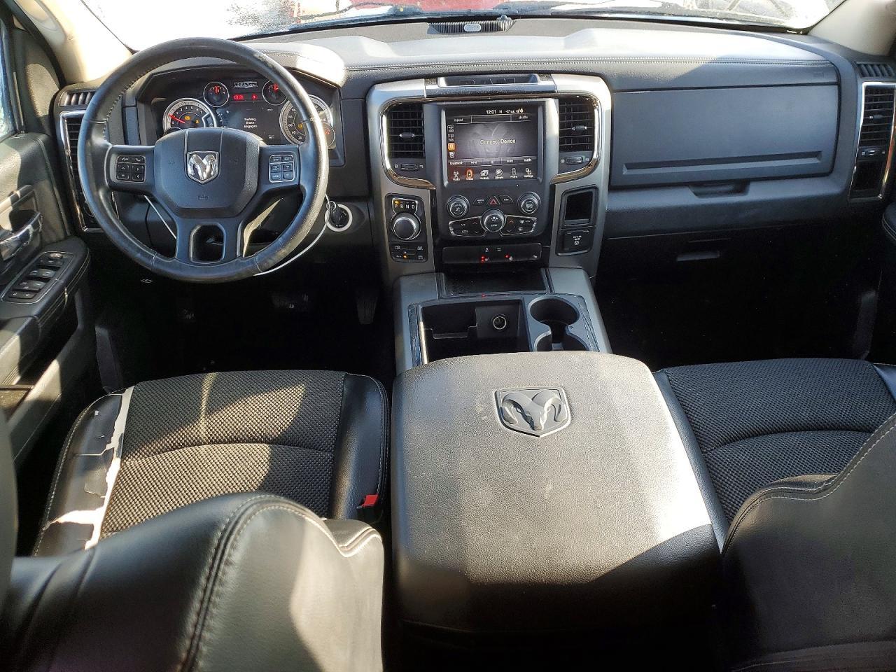 2014 Dodge RAM 1500 Sport