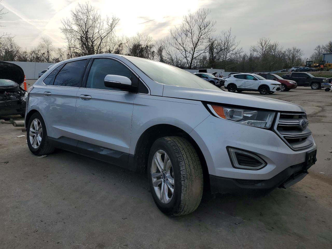 2018 Ford Edge sel