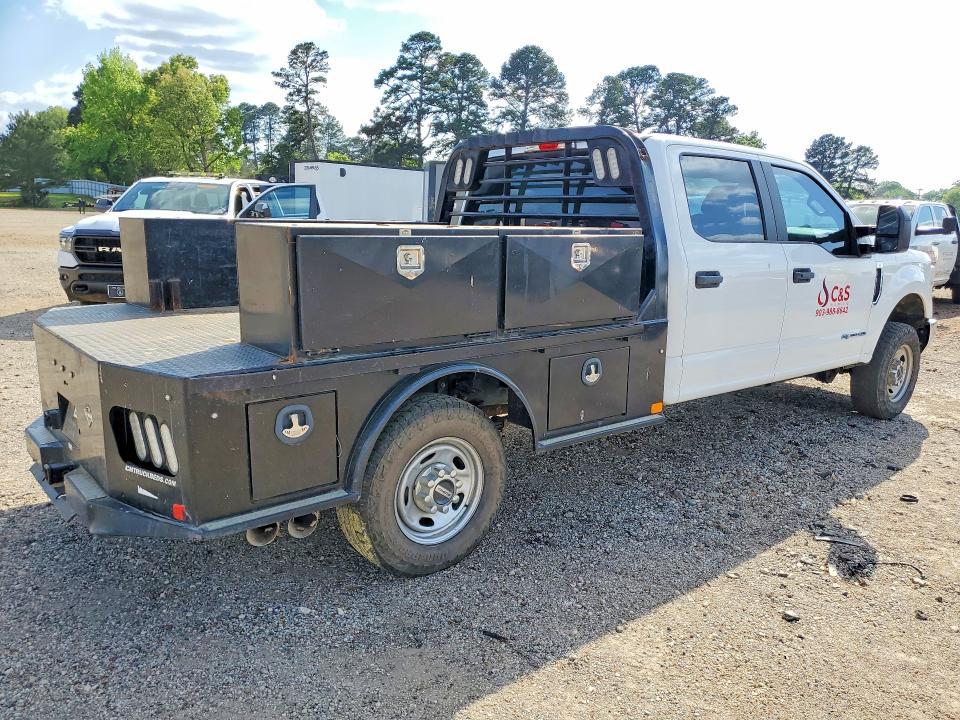 2022 Ford F250 Super Duty Flatbed Truck
