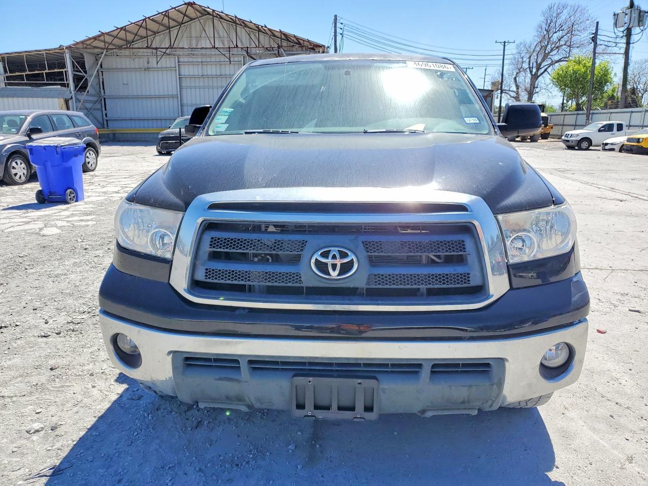 2013 Toyota Tundra Grade