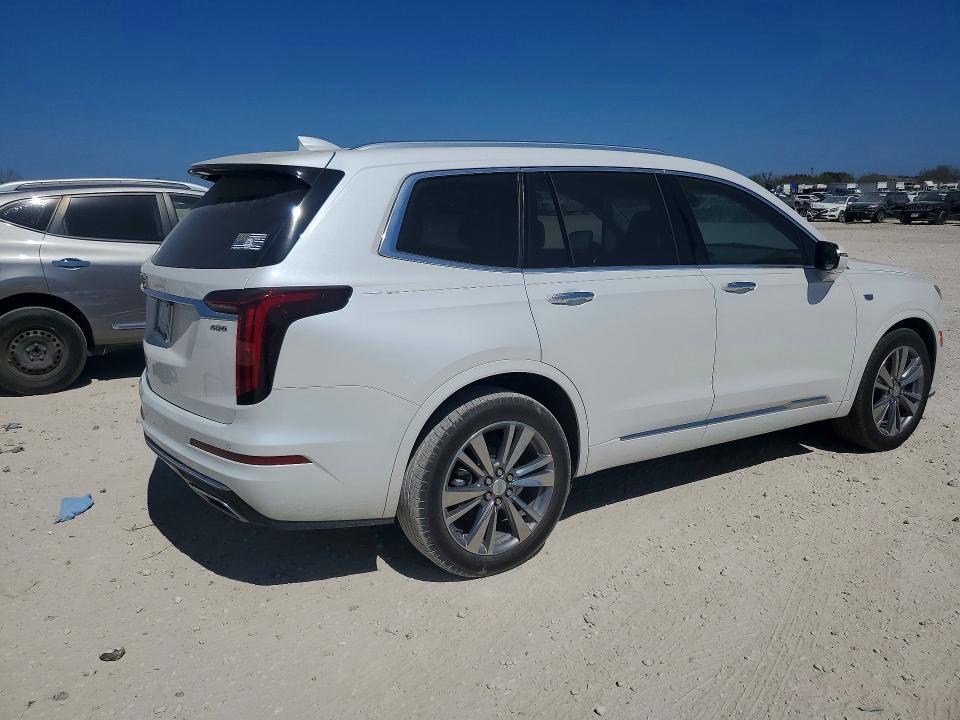 2025 Cadillac XT6 Premium Luxury
