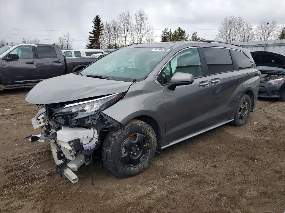 2026 Toyota Sienna le