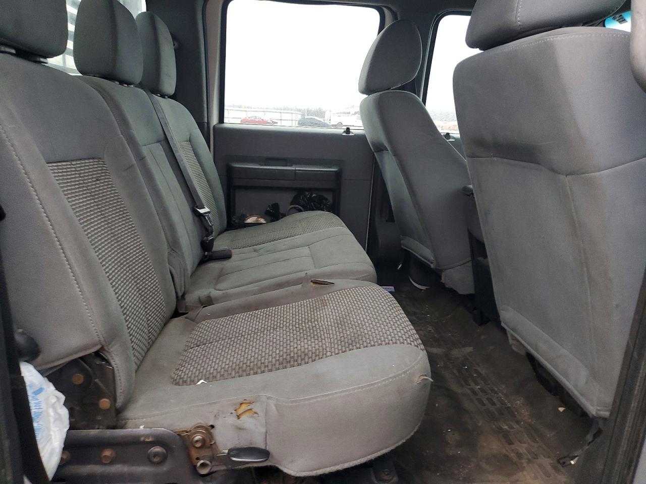2014 Ford F250 Super Duty Flatbed Truck