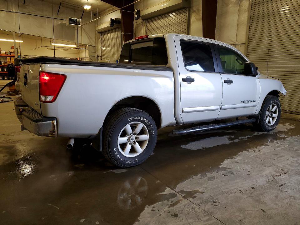 2012 Nissan Titan SV