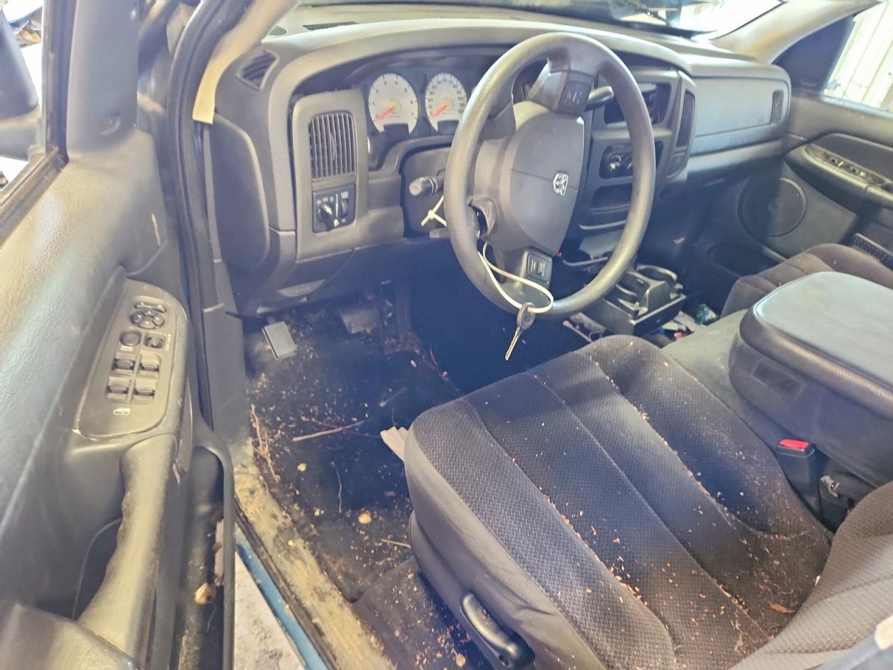 2004 Dodge RAM 1500 ST