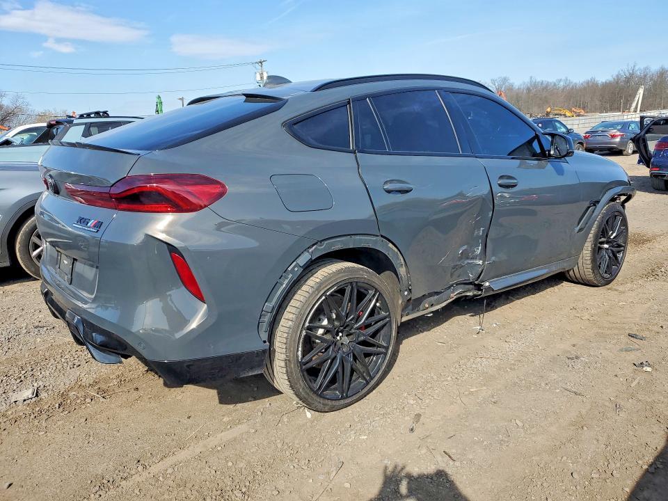 2022 BMW X6 m