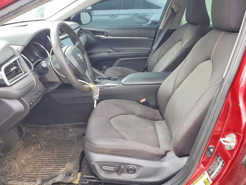 2018 Toyota Camry le