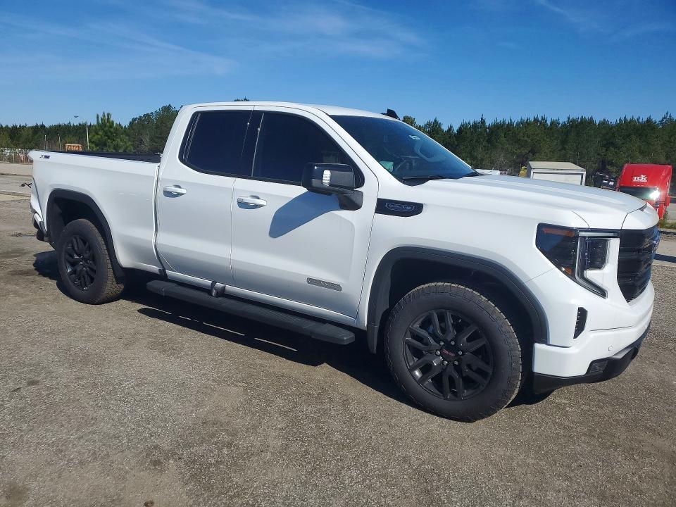 2026 GMC Sierra K1500 Elevation