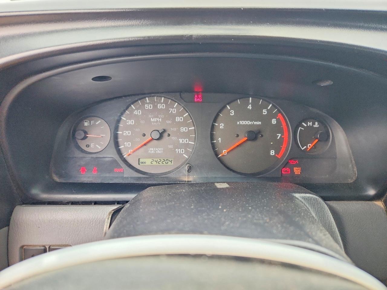 2000 Nissan Frontier XE