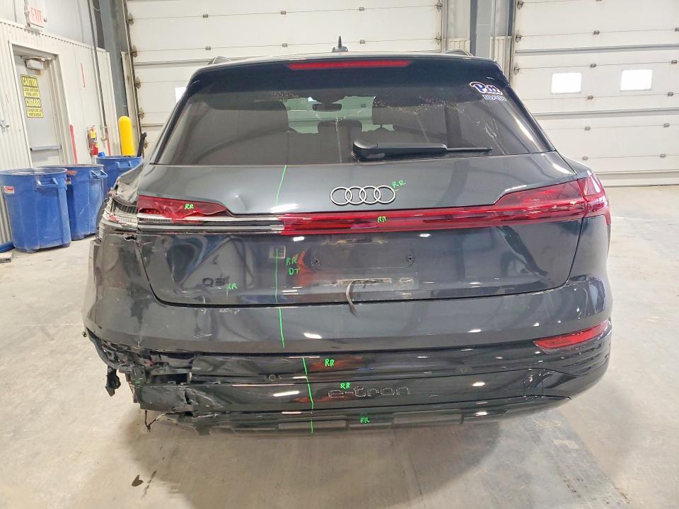 2024 Audi Q8 E-tron Premium Plus