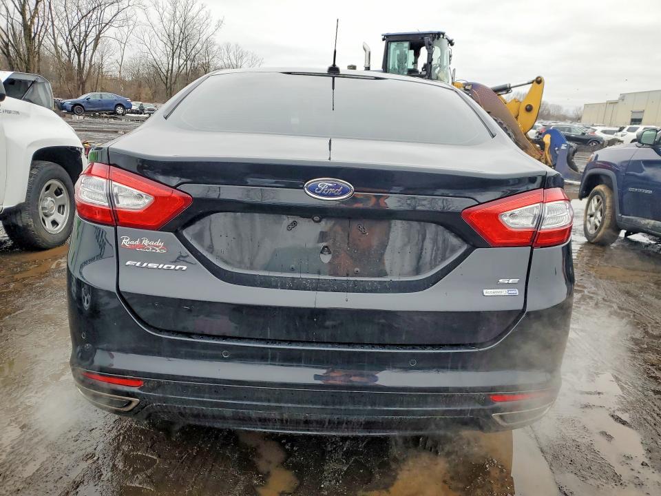 2016 Ford Fusion se