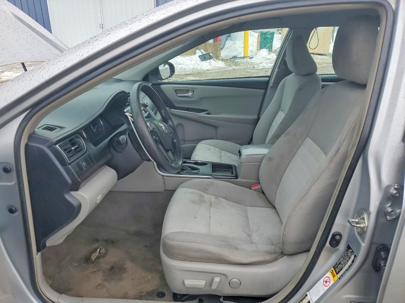 2016 Toyota Camry le