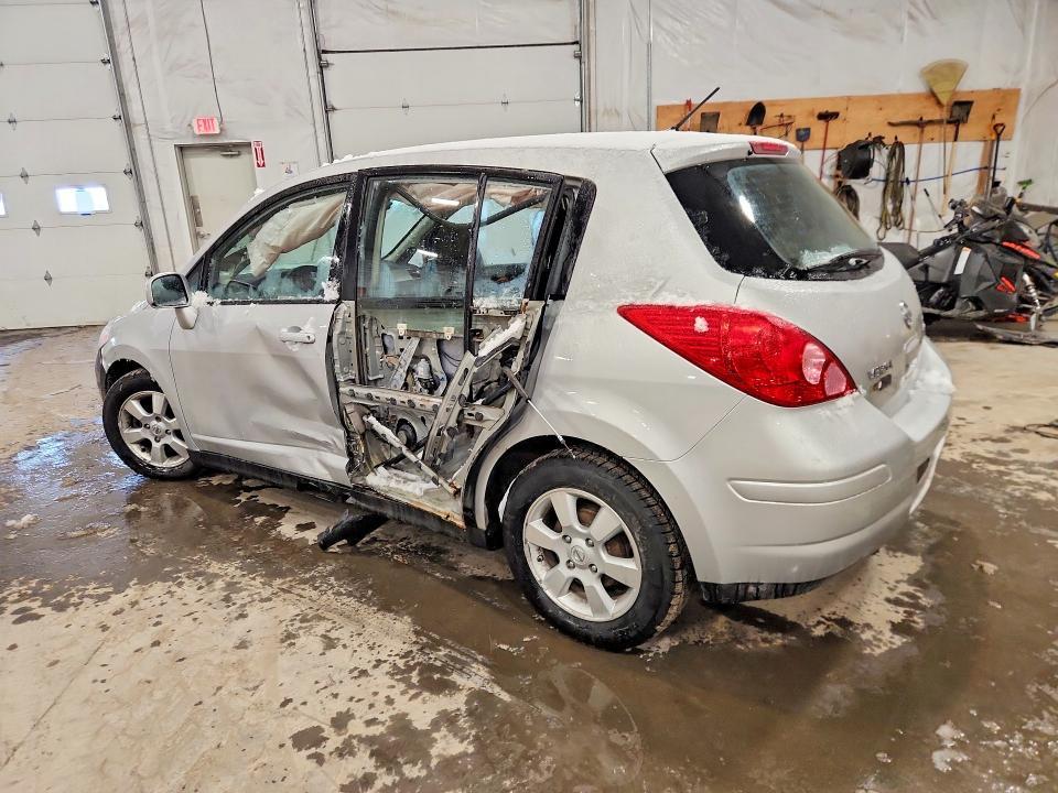 2012 Nissan Versa 1.8 s