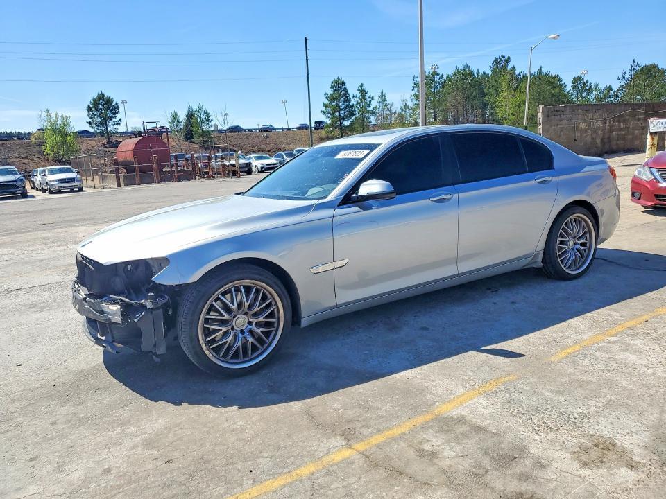 2015 BMW 740 li