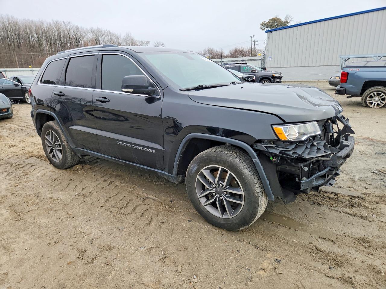 2020 Jeep Grand Cherokee Laredo