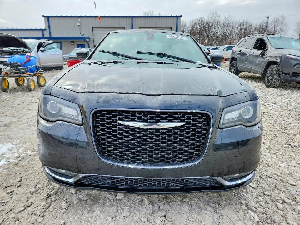 2016 Chrysler 300 s