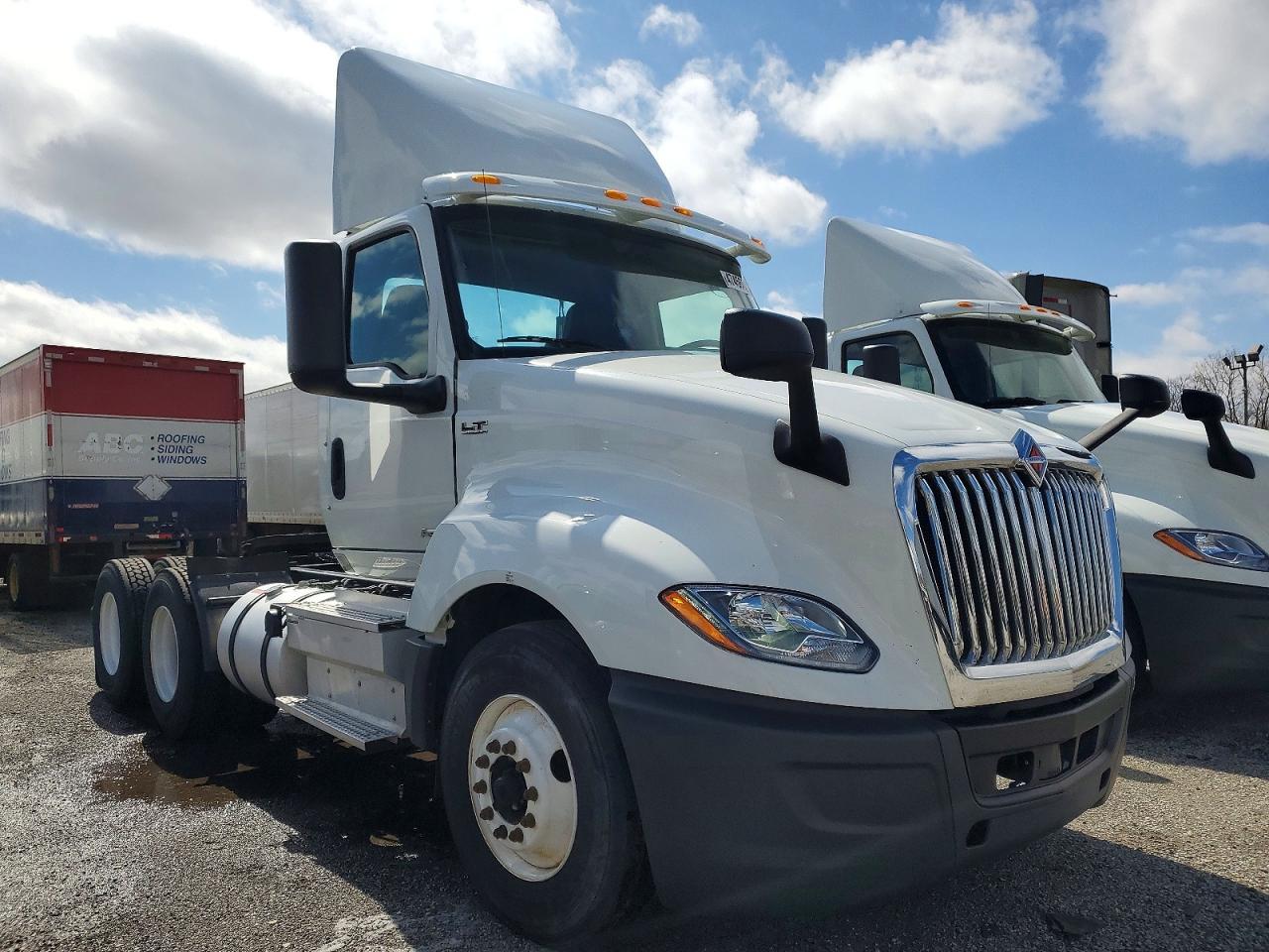 2019 International LT625