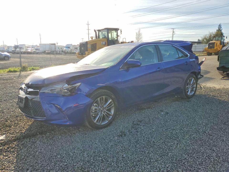 2015 Toyota Camry se