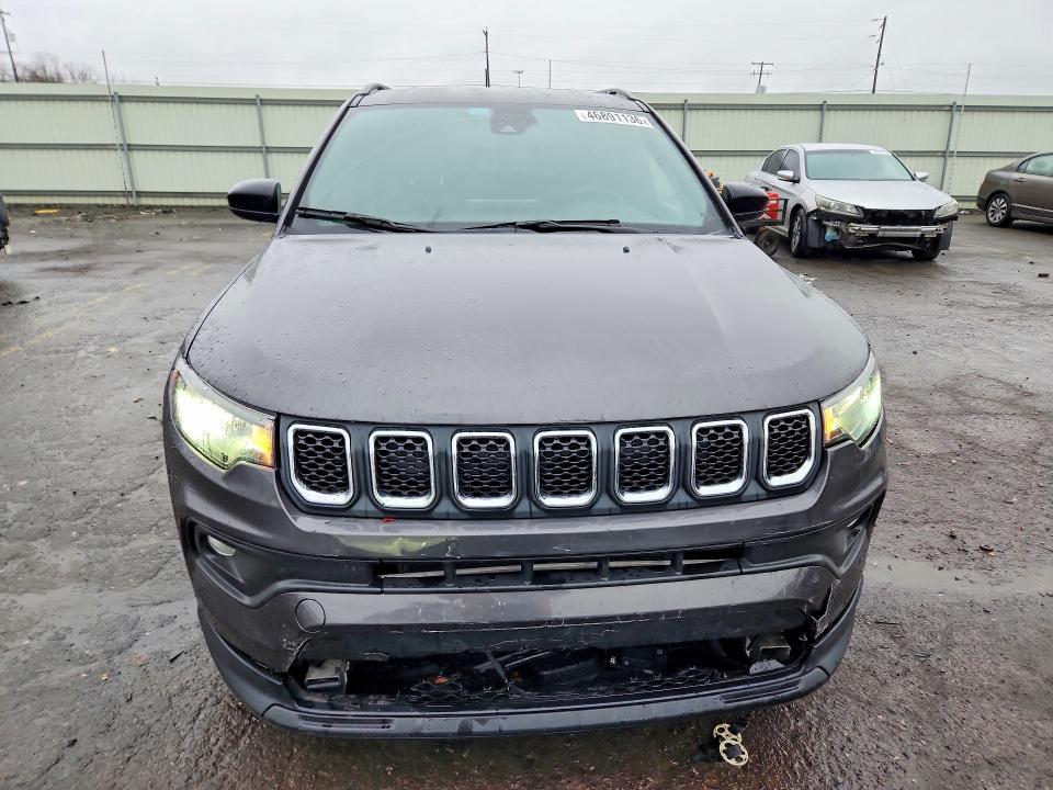 2023 Jeep Compass Latitude lux