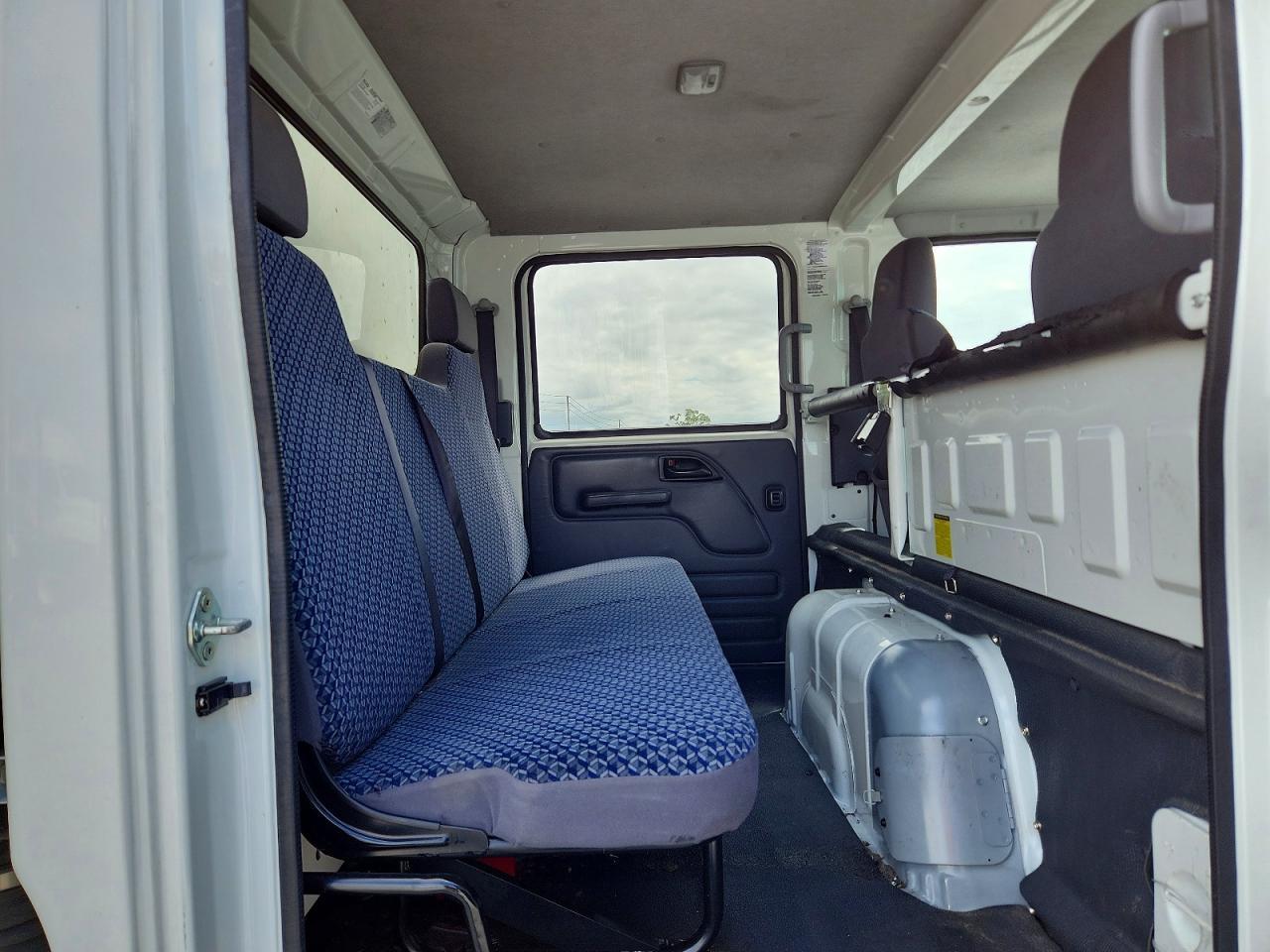 2023 Chev Rolet 4500 BOX Truck