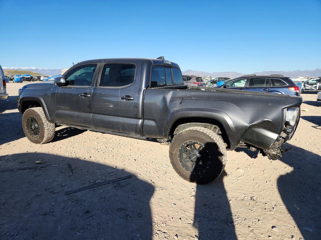 2016 Toyota Tacoma TRD Sport