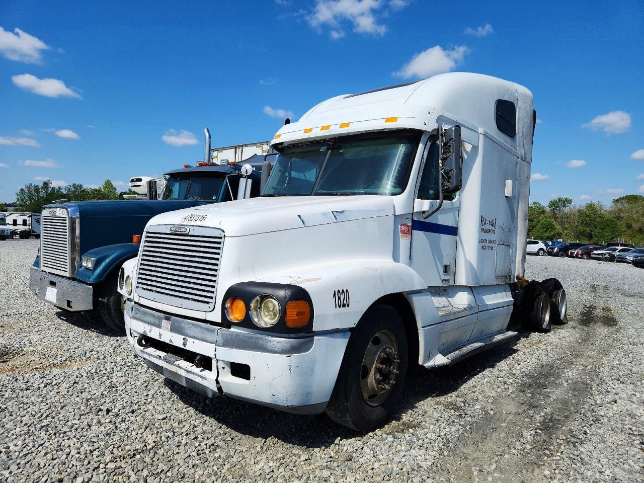 2001 Freightliner Century CST120 Semi Truck